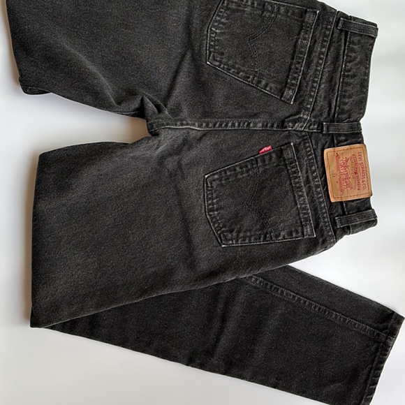 Vintage women’s Levi’s 512 black jeans - Picture 6 of 10